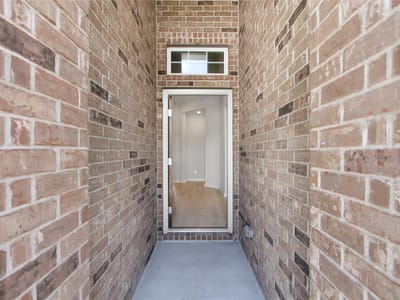 Property photo 3 at 1108 Stonehill DR - 3 bed 2 bath home