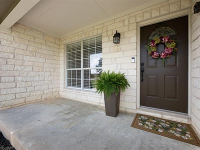Property photo 2 at 111 Lookout CIR - 3 bed 2 bath home