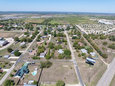 Photo 5 - 111 N 9th ST Photo 5 of 14 at 111 N 9th ST - Jarrell, Jarrell, TX