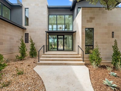 Living area at 111 Orange Plume - 4 bed 4 bath home