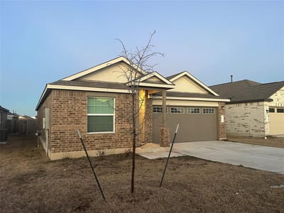 Living area at 111 Vintage Dr - 4 bed 3 bath home