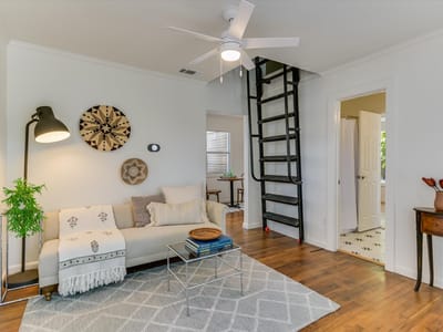 Living area at 1110 W 22nd St Unit #16 - 2 bed 1 bath home