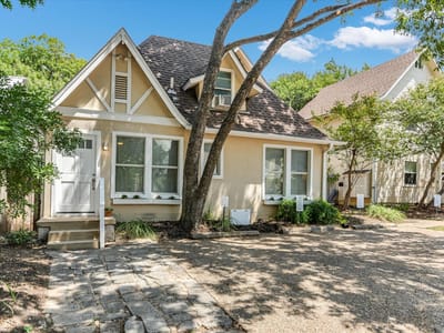 Primary bedroom at 1110 W 22nd St Unit #16 - 2 bed 1 bath home