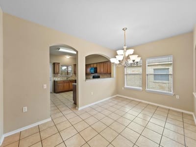 Property photo 5 at 11101 Liberty Farms DR - 4 bed 2 bath home