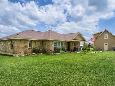 Property photo 4 at 11103 State Highway 130 - 3 bed 2 bath home