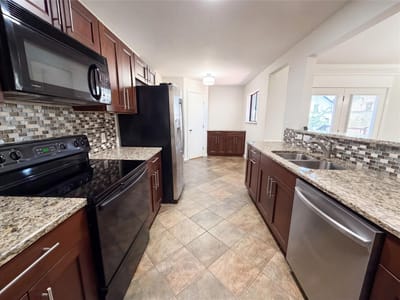 Living area at 1111 N Riviera CIR - 3 bed 2 bath home