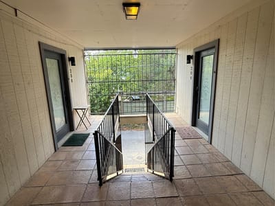 Photo 3 of 20 at 1111 W 10th ST Unit #203 - Clarksville, Austin, TX
