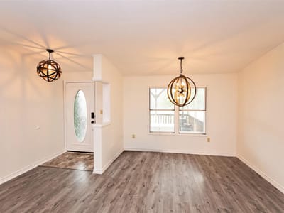 Property photo 5 at 11117 Ridgewood DR - 4 bed 2 bath home