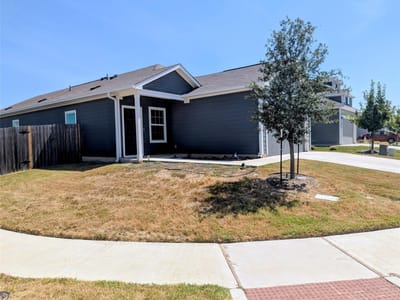 Property photo 2 at 1112 Minnow LN - 4 bed 2 bath home