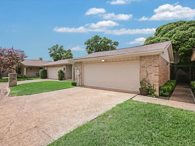 Property photo 2 at 11125 Pinehurst DR Unit #C - 3 bed 3 bath home