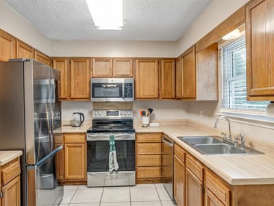 Property photo 3 at 1113 Ash DR - 4 bed 2 bath home