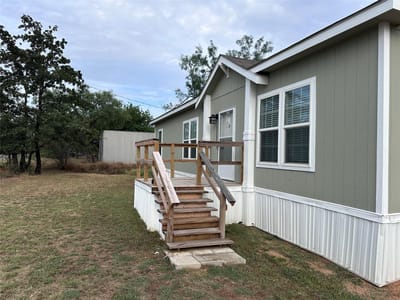 Property photo 2 at 1113 County Road 118 - 3 bed 2 bath home