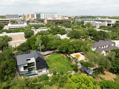 Property photo 2 at 1113 W 31 St - Brown M L Add, Austin, TX