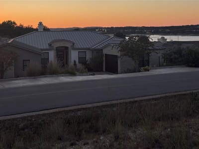 Photo 2 of 20 at 1114 Challenger - Lakeway, Lakeway, TX