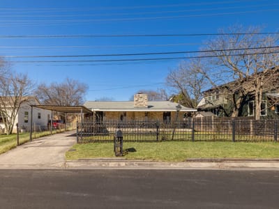 Kitchen at 1114 Richardine Ave - 3 bed 2 bath home
