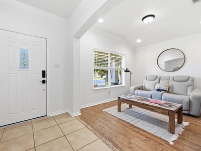 Property photo 4 at 1118 Giberson WAY - 3 bed 2 bath home