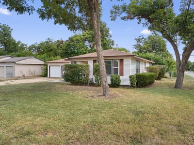 Property photo 2 at 1119 Kent ST - 3 bed 1 bath home