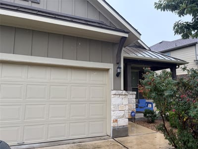 Living area at 112 Andele WAY - 3 bed 2 bath home