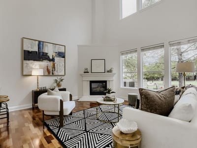 Living area at 112 Aria RDG - 3 bed 2 bath home