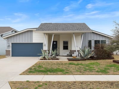 Living area at 112 Dax Dr - 4 bed 3 bath home