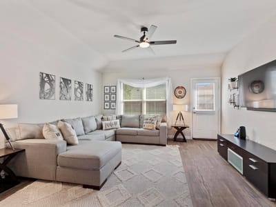 Living area at 112 Sandhill Piper St - 3 bed 2 bath home