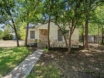 Property photo 3 at 1121 Lexington ST - 3 bed 2 bath home
