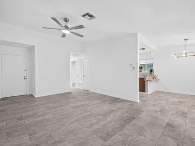 Property photo 4 at 11210 PARKFIELD DR Unit #A - 2 bed 1 bath home
