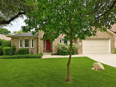 Living area at 1122 Iron Horse - 4 bed 2 bath home