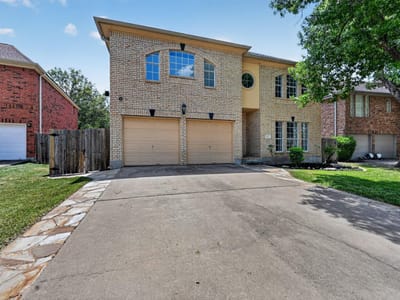 Property photo 3 at 1123 Oaklands DR - 4 bed 2 bath home