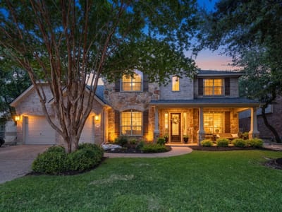 Living area at 1124 Castle Path - 4 bed 4 bath home