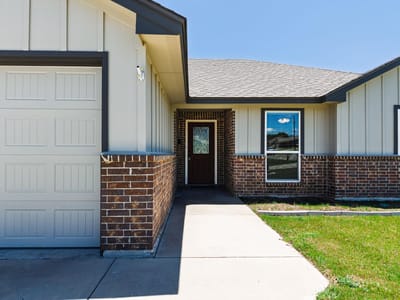 Primary bedroom at 1124 Limestone DR - 3 bed 2 bath home