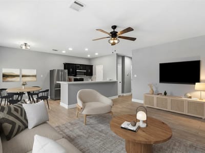 Primary bedroom at 11241 Lost Maples TRL - 2 bed 2 bath home