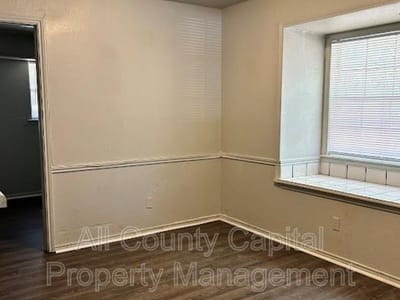 Bathroom at 1128 Field St - 5 bed 3 bath home
