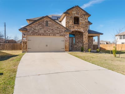 Living area at 1129  Ibis Falls Loop - 5 bed 2 bath home