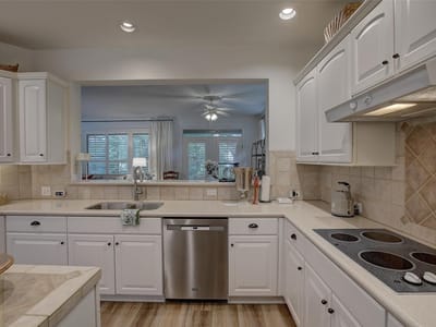 Property photo 4 at 113 Branding Iron CV - 2 bed 2 bath home