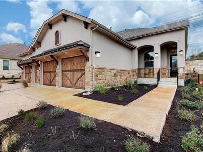 Property photo 2 at 113 Cartwheel BND - 3 bed 2 bath home