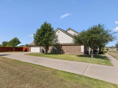 Photo 4 - 113 Coleton DR Photo 4 of 32 at 113 Coleton DR - 4 bed 2 bath home
