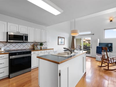 Primary bedroom at 113 Comanche PT - 3 bed 3 bath home