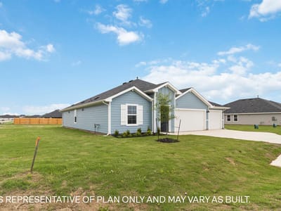 Property photo 4 at 113 Great Northern DR - 4 bed 3 bath home
