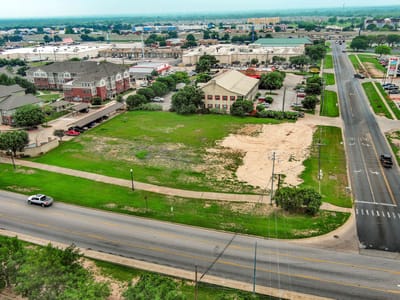 Property photo 2 at 113 N Hasler Blvd - Bastrop West Comm, Bastrop, TX
