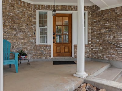 Primary bedroom at 113 Scenic Dr - 3 bed 2 bath home