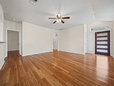 Property photo 3 at 113 Wallops - 3 bed 2 bath home
