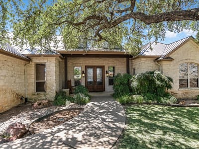 Property photo 4 at 113 Wennmohs PL - 4 bed 4 bath home