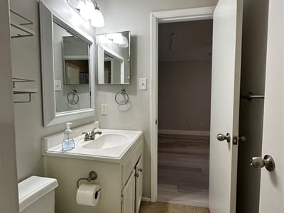 Property photo 3 at 11301 Jollyville RD Unit #B2 - 2 bed 1 bath home