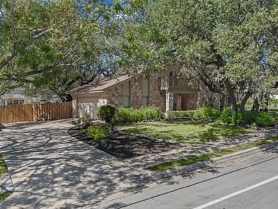 Photo 2 of 40 at 11306 Pickfair DR - 5 bed 3 bath home