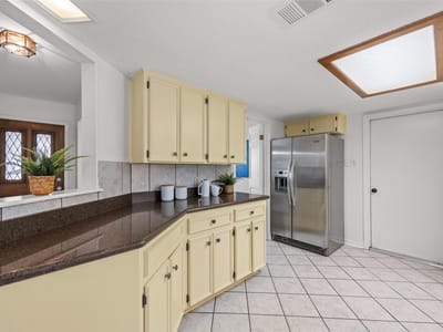 Photo 5 of 40 at 11306 Pickfair DR - 5 bed 3 bath home