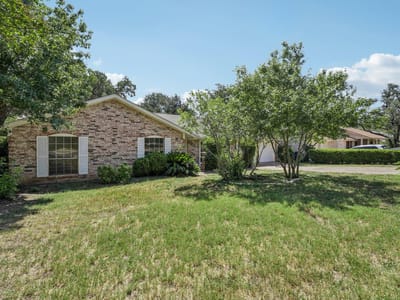 Kitchen at 11307 Alhambra DR - 3 bed 2 bath home