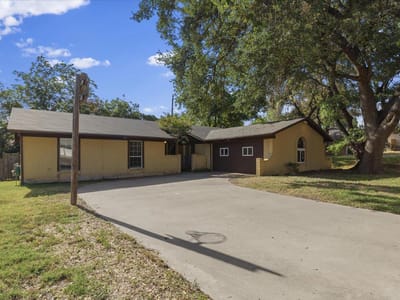 Property photo 4 at 11309 January DR - 4 bed 2 bath home