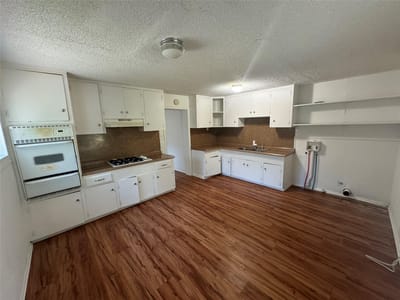 Property photo 5 at 1133 Saucedo ST - 2 bed 1 bath home