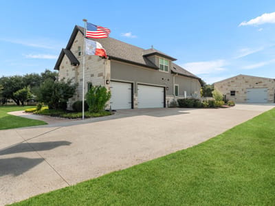 Property photo 2 at 1134 Woodpark LN - 4 bed 4 bath home